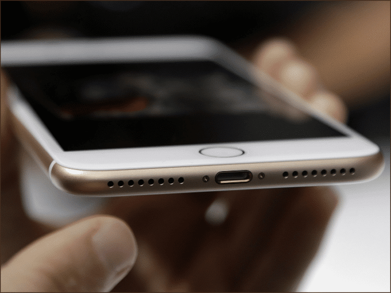 Zamena konektora punjenja na iPhone 7, 7 plus – Doktor Mobil