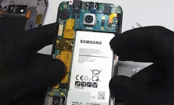 zamena baterija samsung A6